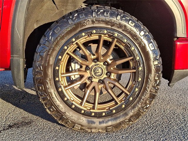 Used 2021 GMC Sierra 1500 AT4 w/ AT4 Preferred Package image 11