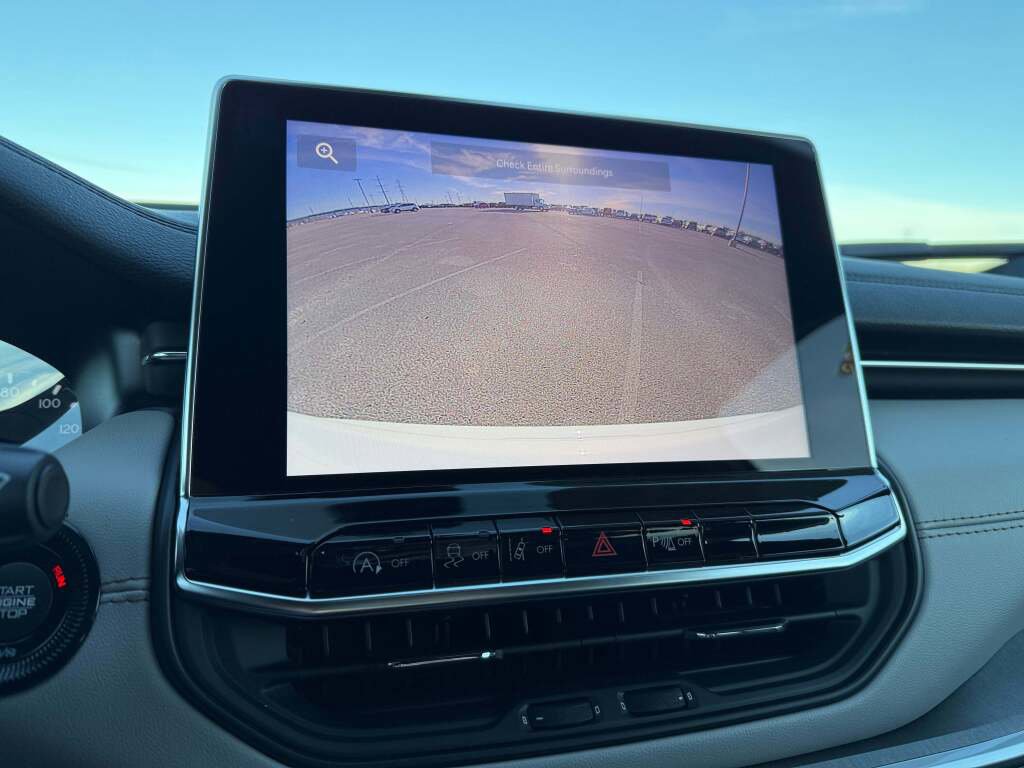 New 2026 Jeep Compass Limited image 32