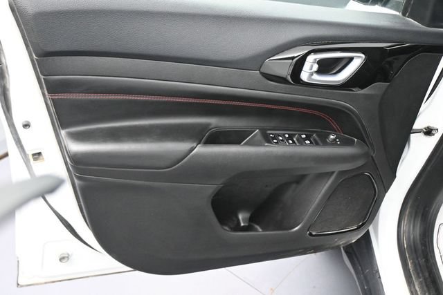 Used 2023 Jeep Compass Trailhawk w/ Trailhawk Convenience Group AWD/4WD image 27