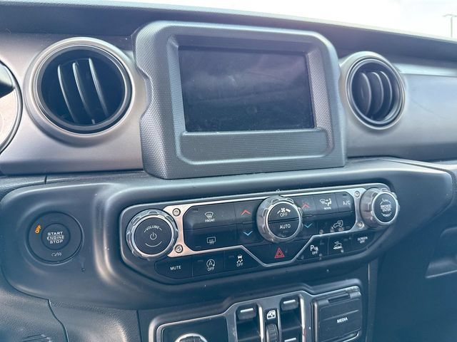 Used 2021 Jeep Gladiator Sport AWD/4WD image 13