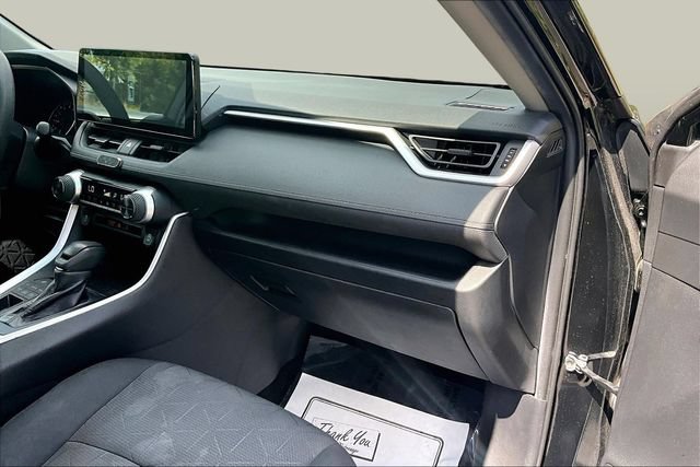 Used 2020 Toyota RAV4 XLE w/ All Weather Liner Package AWD/4WD image 30