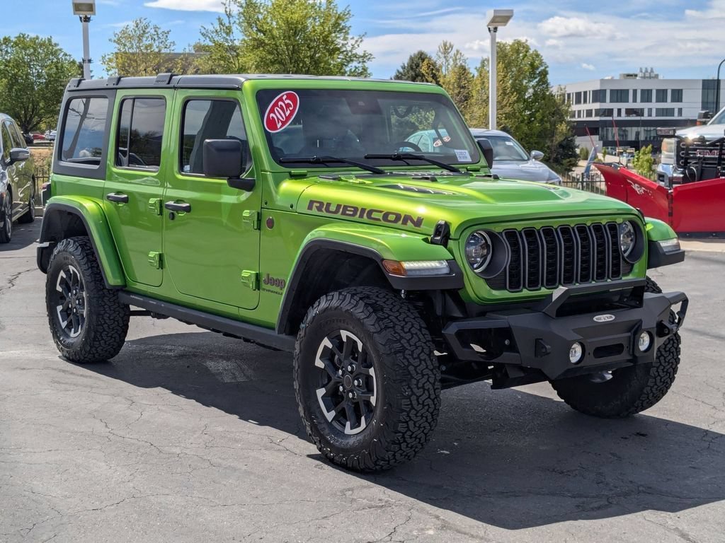 Used 2025 Jeep Wrangler Unlimited Rubicon w/ Convenience Group AWD/4WD image 8