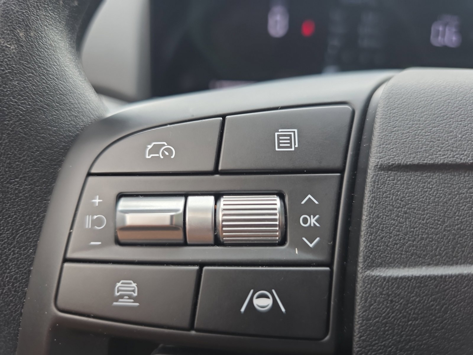 Certified 2025 Kia K4 LXS image 24