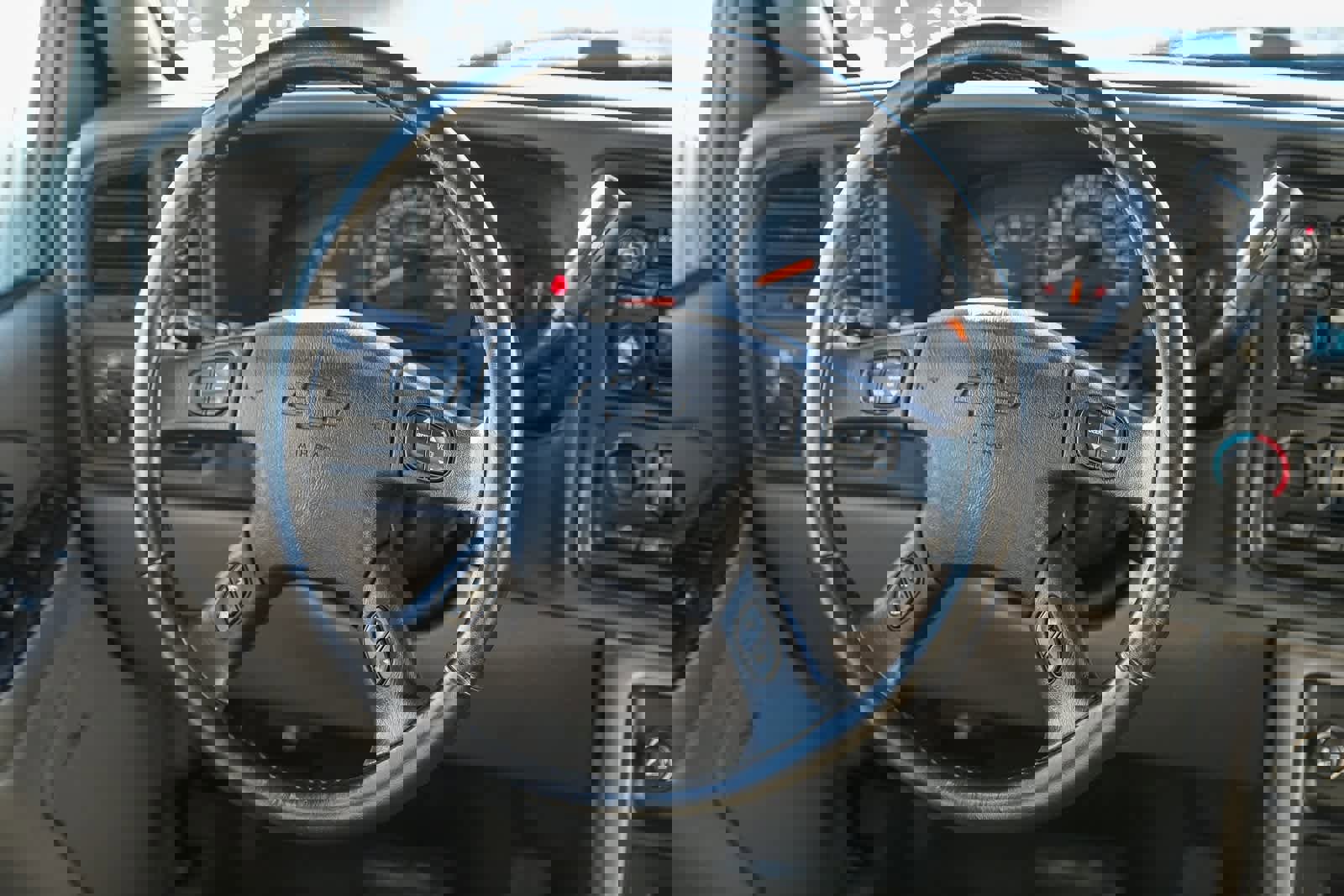 Used 2005 Chevrolet Avalanche Z71 w/ Sun And Sound Package image 13