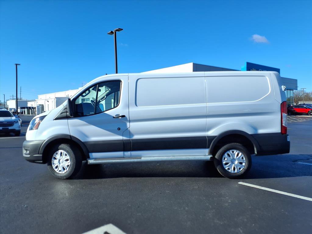 Used 2024 Ford Transit 250 Low Roof w/ Exterior Upgrade Package image 26
