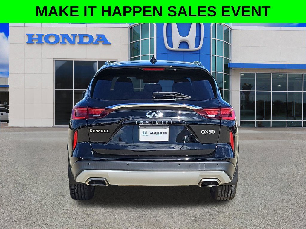 Used 2023 INFINITI QX50 Luxe FWD image 4