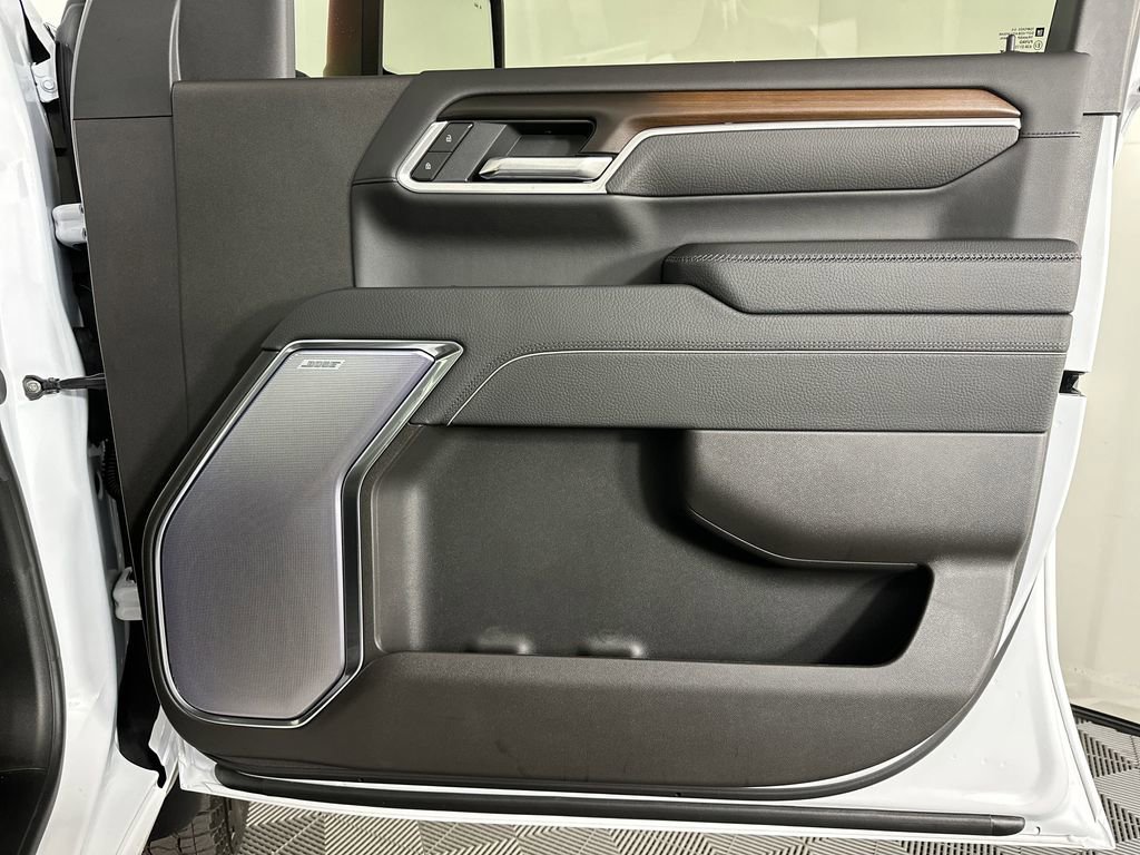 New 2025 GMC Sierra 2500 Denali w/ Denali Reserve Package image 12