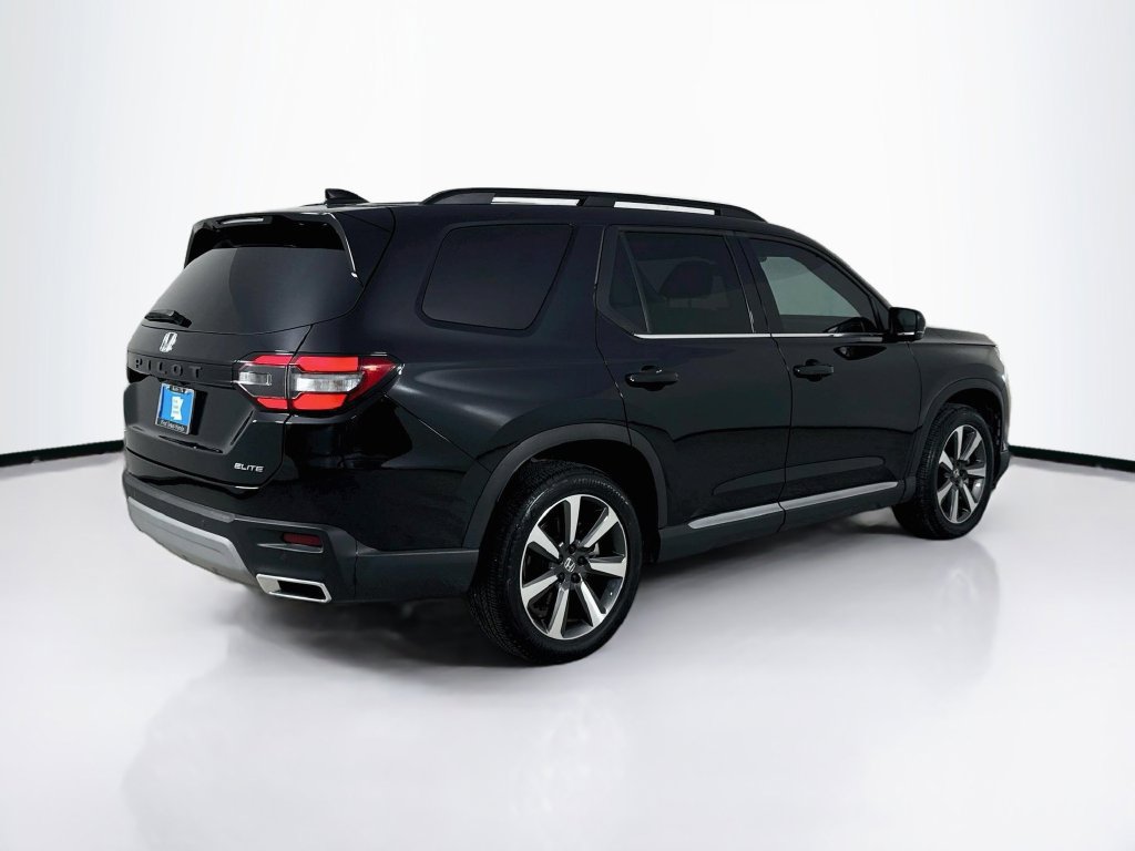 Certified 2025 Honda Pilot Elite image 8