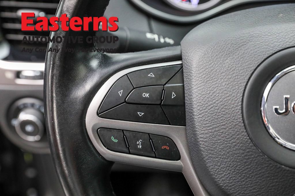 Used 2021 Jeep Cherokee Limited image 15