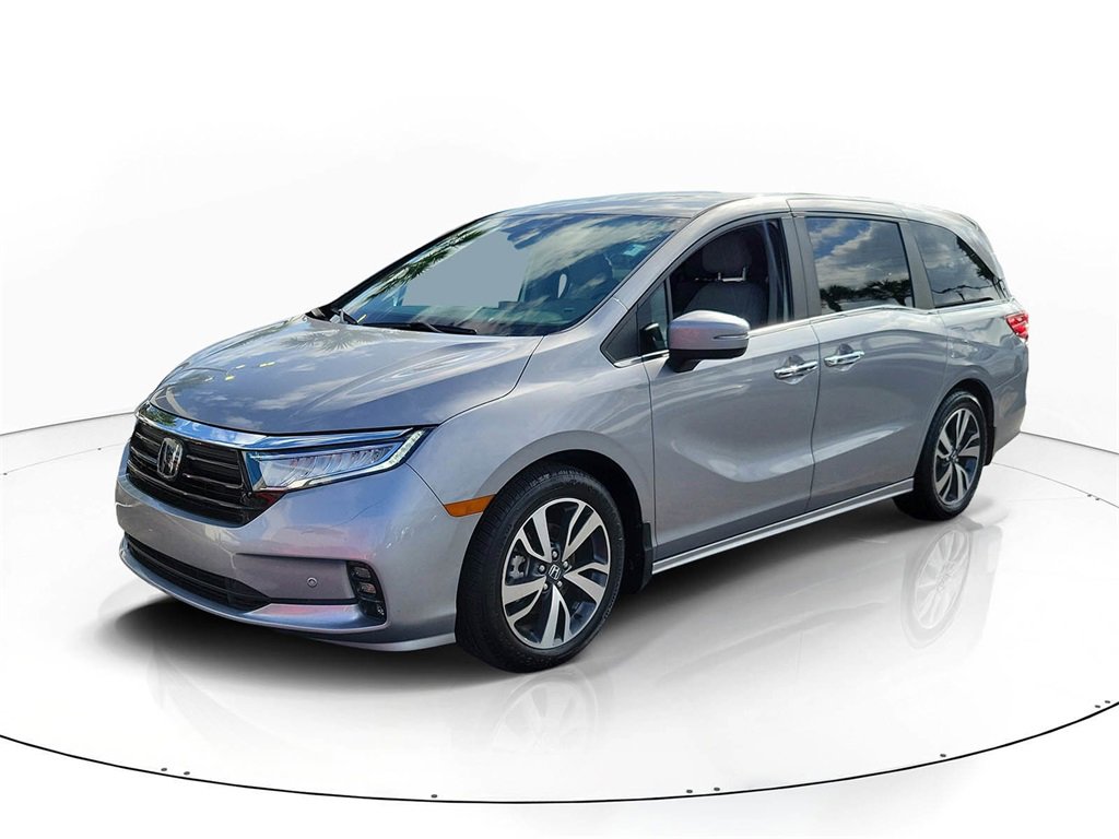 Certified 2023 Honda Odyssey Touring image 2