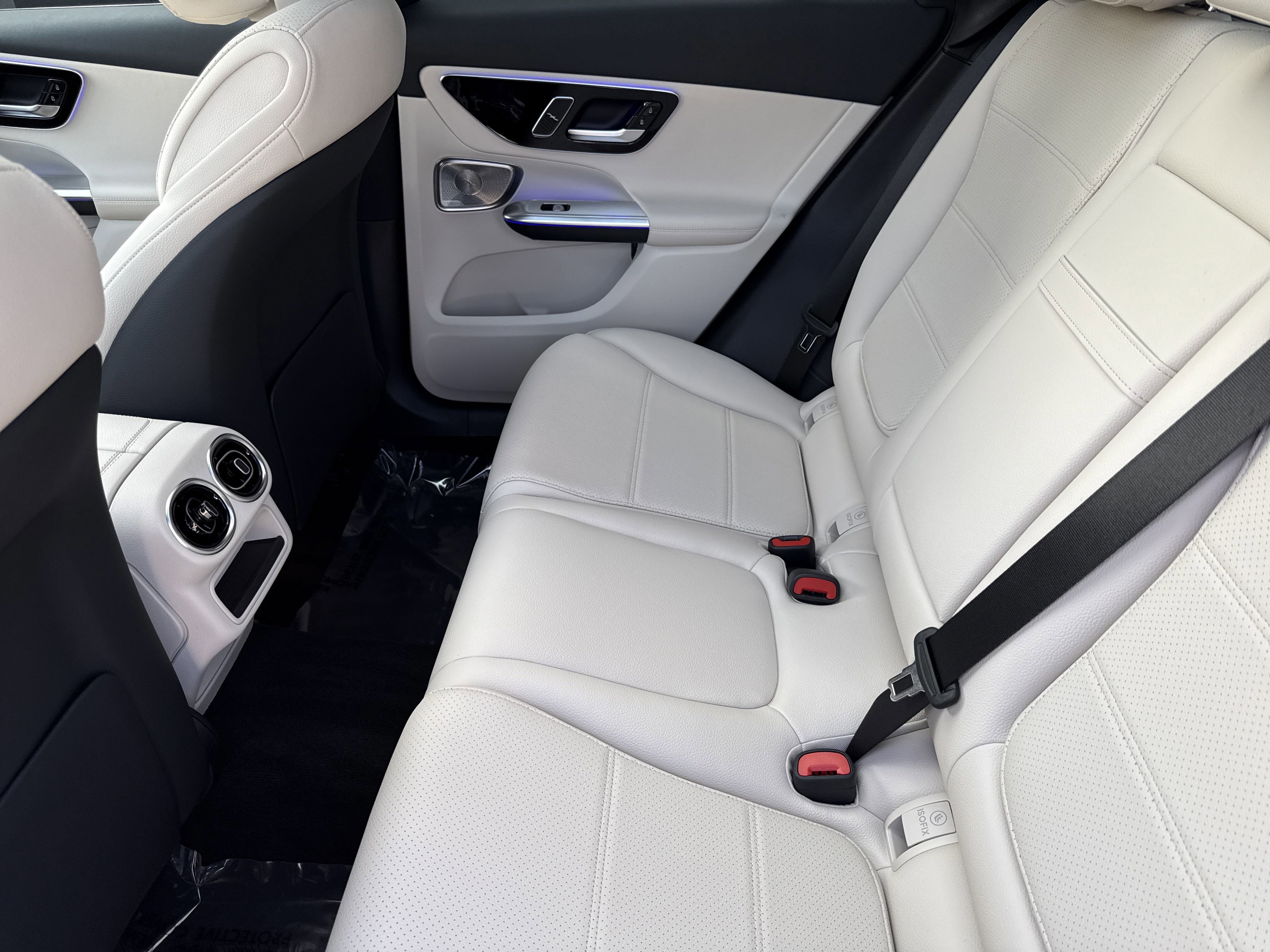 Certified 2026 Mercedes-Benz GLC 300 GLC 300 image 32