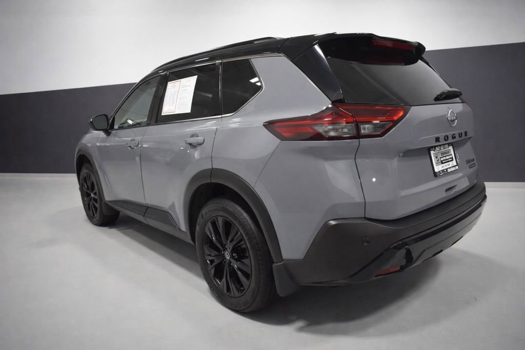 Certified 2023 Nissan Rogue SV w/ SV Premium B Package image 3