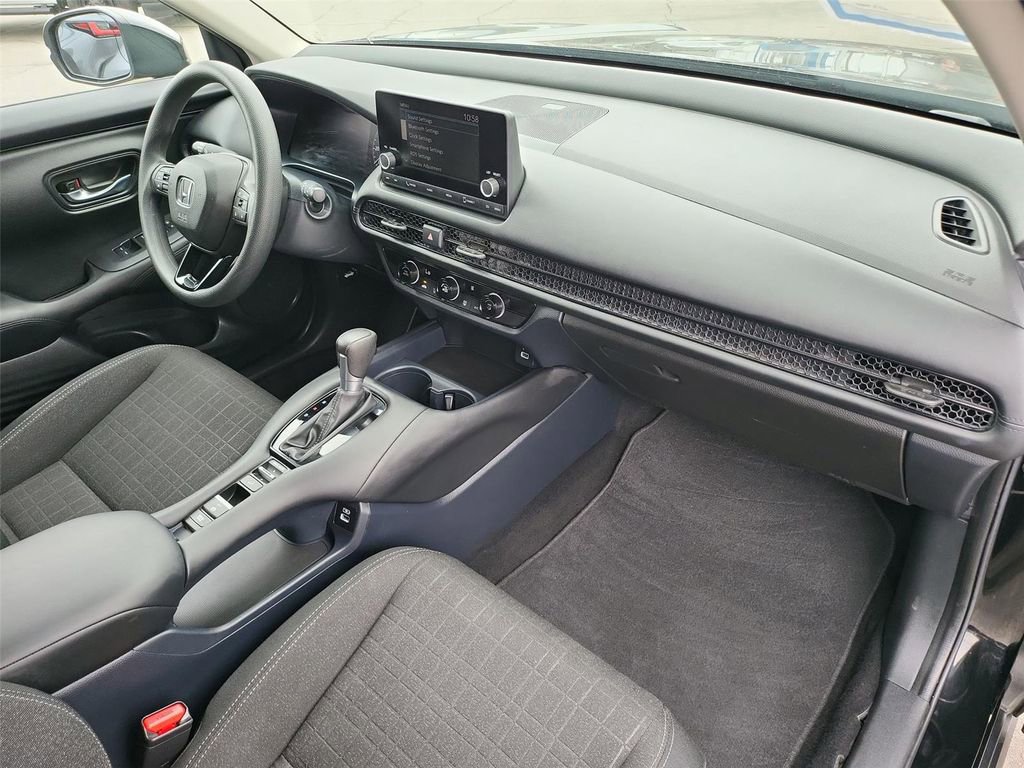 Used 2023 Honda HR-V LX image 19