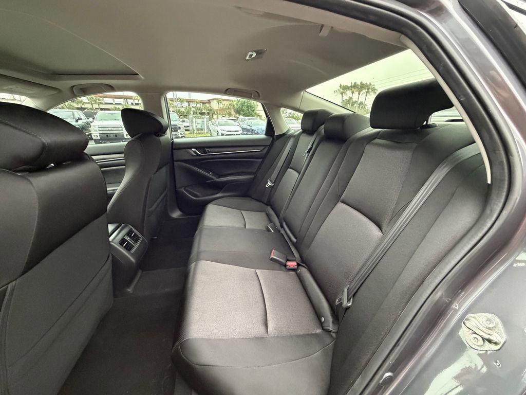 Used 2019 Honda Accord EX image 17