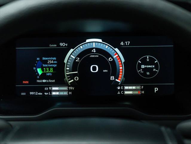 Used 2024 Toyota Tundra Limited AWD/4WD image 21
