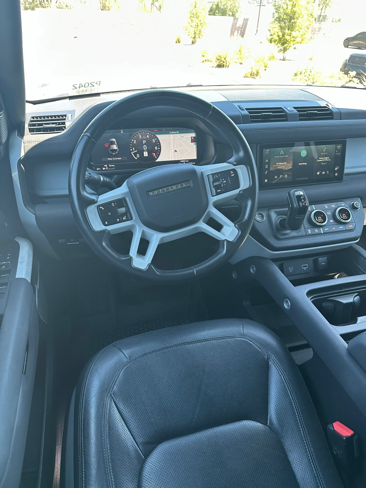 Used 2023 Land Rover Defender 110 S AWD/4WD image 17