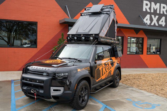 Used 2023 Land Rover Defender 110 S image 13