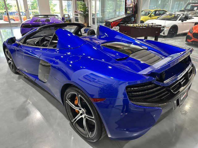 Used 2015 McLaren 650S Spider RWD image 34