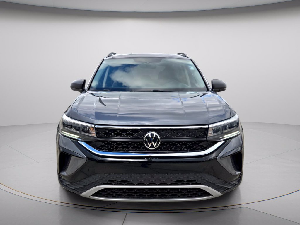 Certified 2023 Volkswagen Taos S FWD image 9