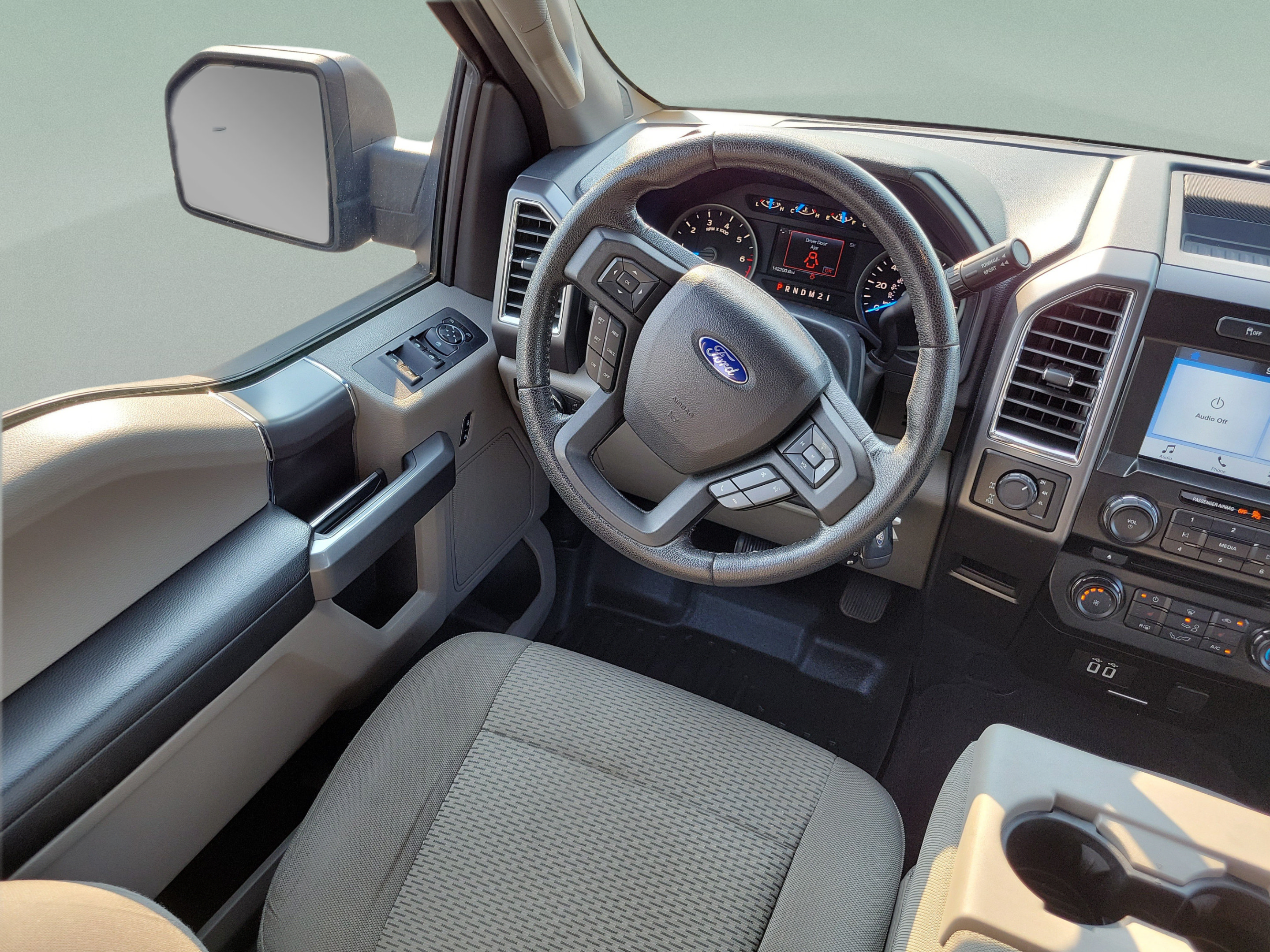Used 2016 Ford F150 XLT w/ Equipment Group 302A Luxury AWD/4WD image 12