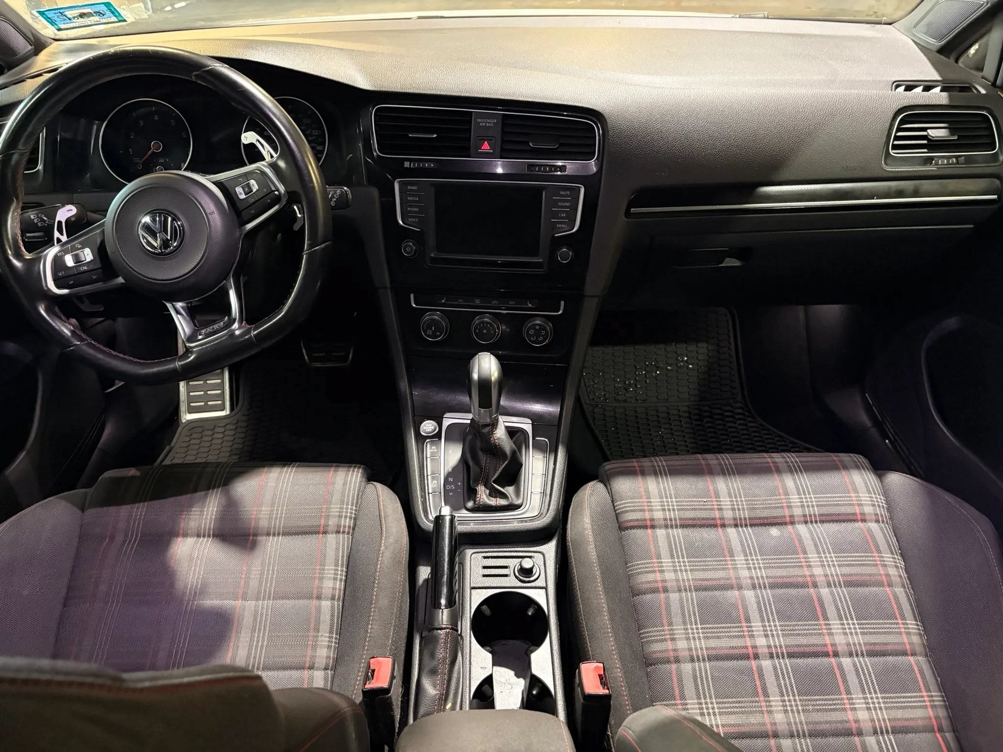 Used 2017 Volkswagen GTI Sport FWD image 13