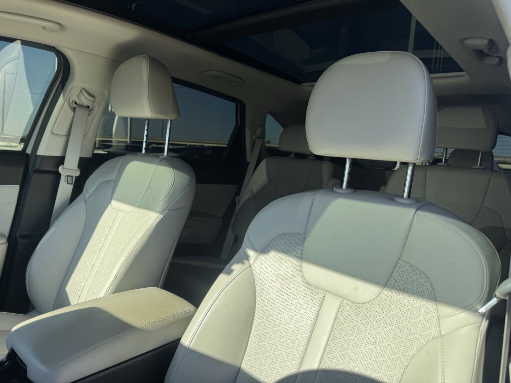 Used 2022 Kia Sorento SX image 26