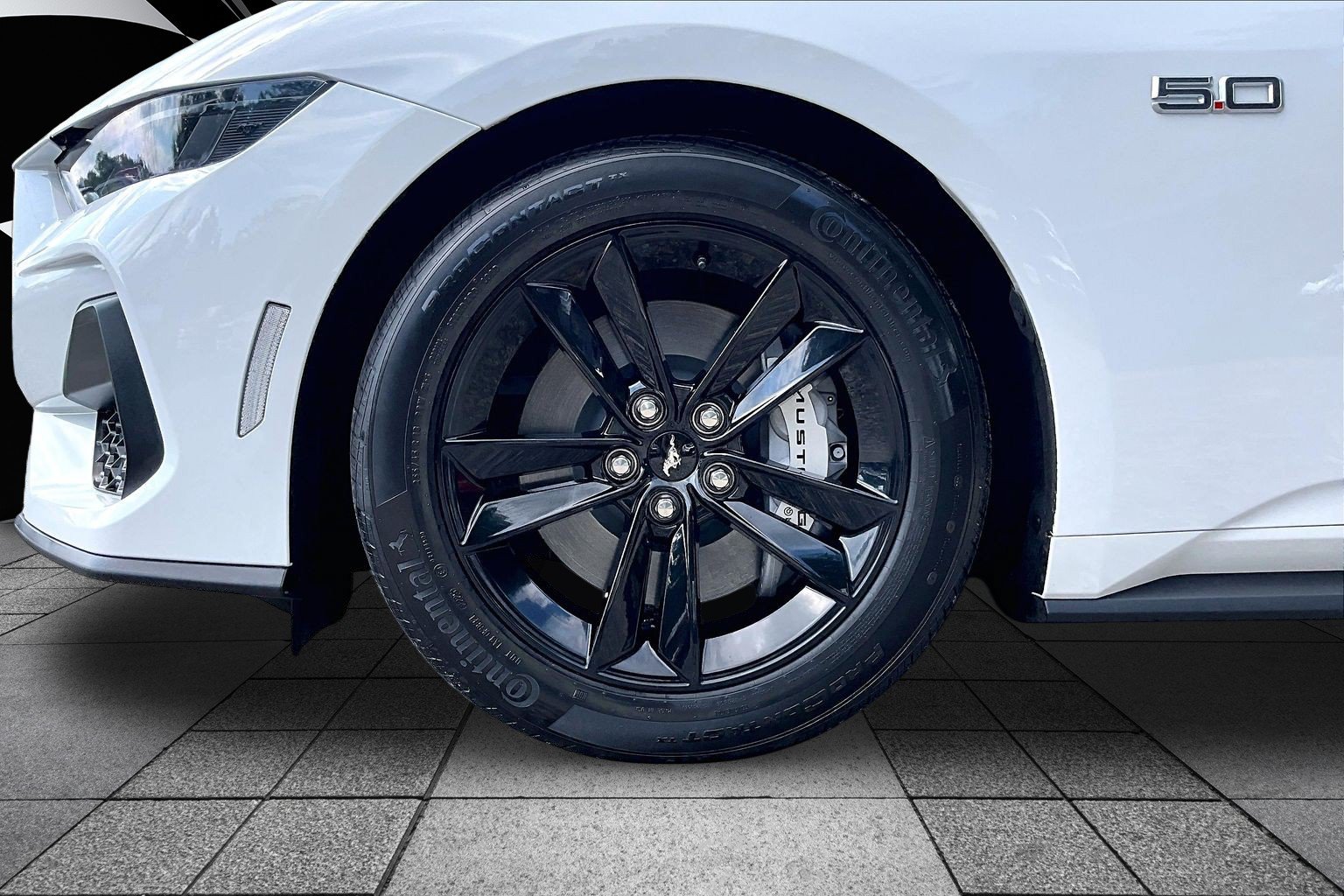Used 2025 Ford Mustang GT RWD image 7