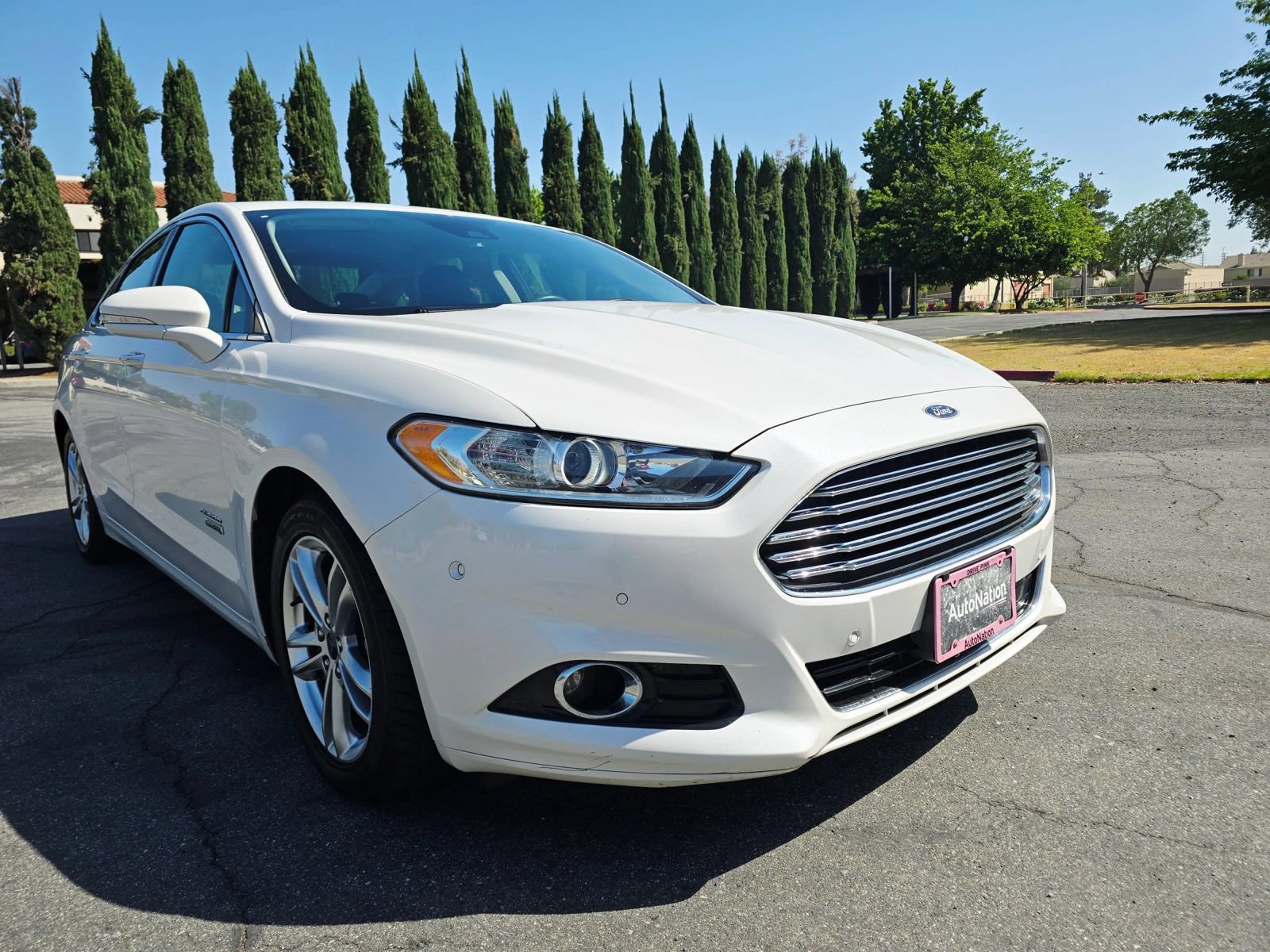 Used 2016 Ford Fusion Energi Titanium w/ Driver Assist Package FWD image 2
