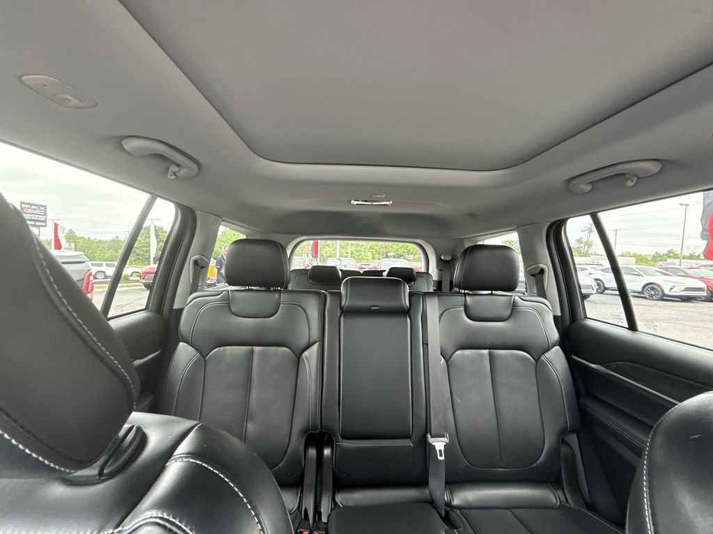Used 2021 Jeep Grand Cherokee L Limited w/ Trailer Tow Group (B) AWD/4WD image 28