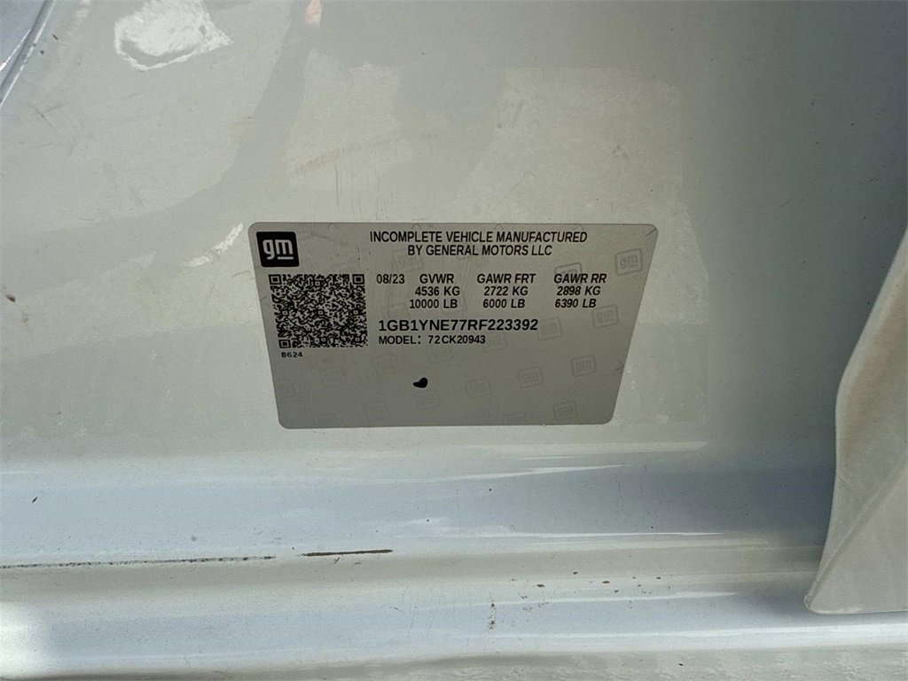 Used 2024 Chevrolet Silverado 2500 LT w/ Convenience Package image 31