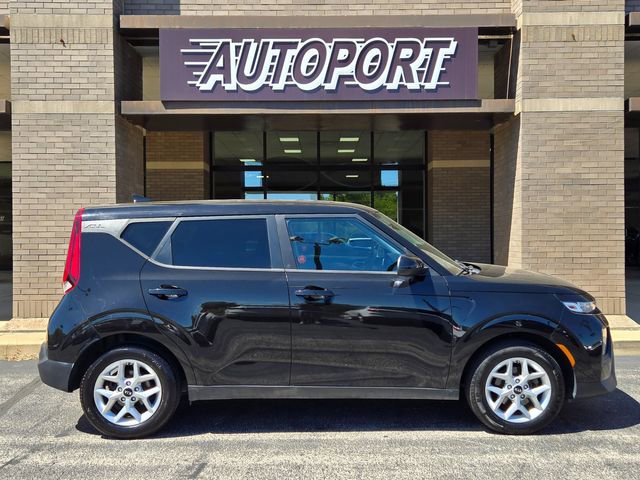 Used 2021 Kia Soul S image 4