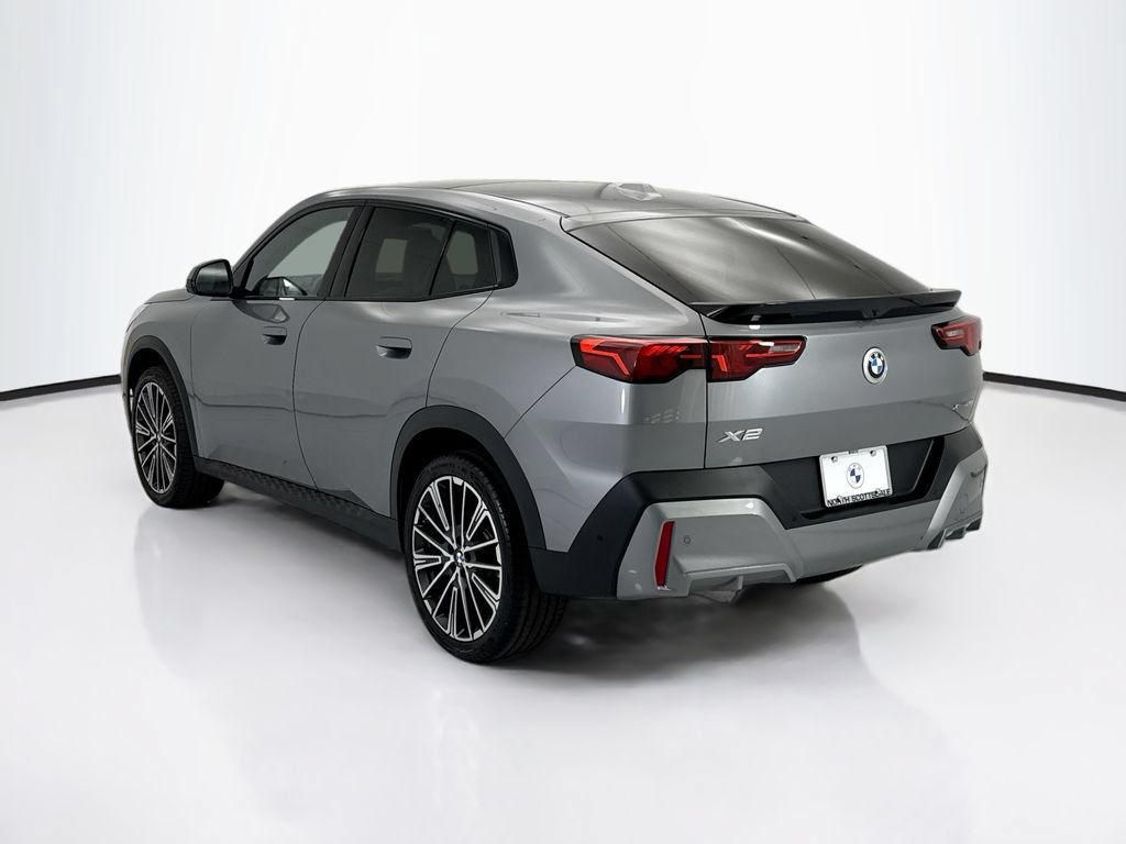 Used 2026 BMW X2 xDrive28i AWD/4WD image 7