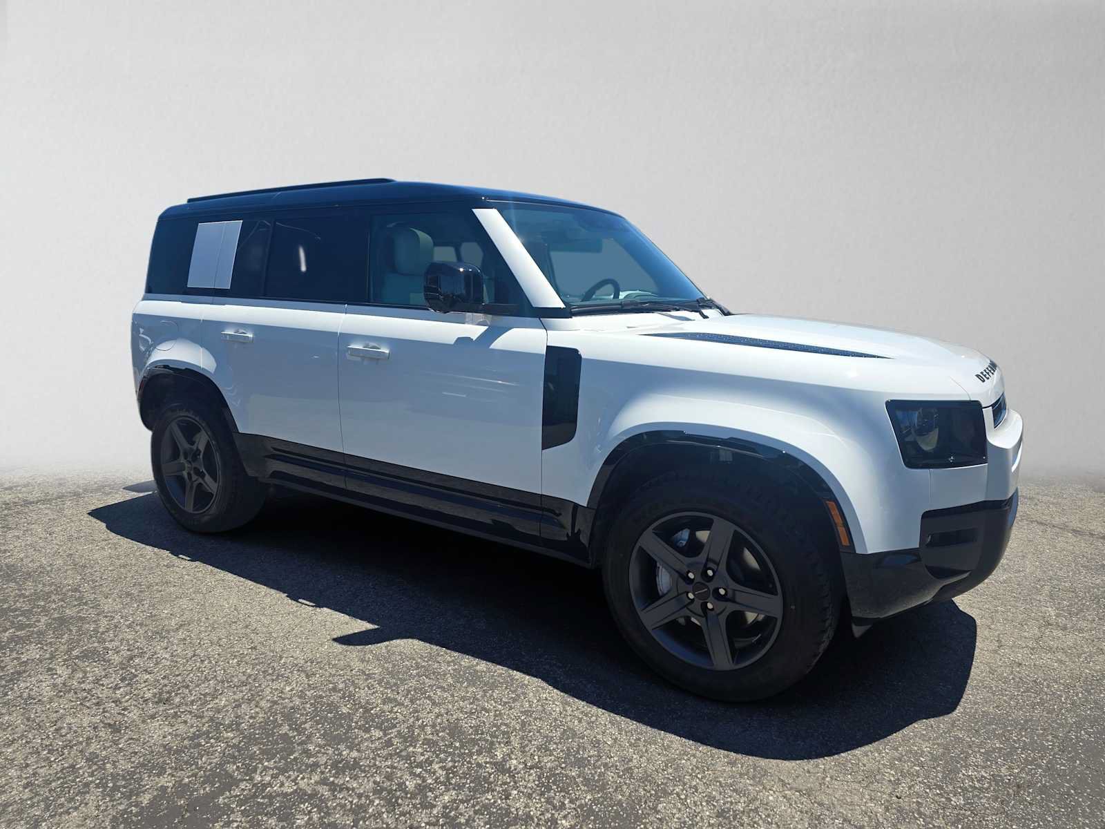New 2026 Land Rover Defender 110 X-Dynamic SE AWD/4WD image 7