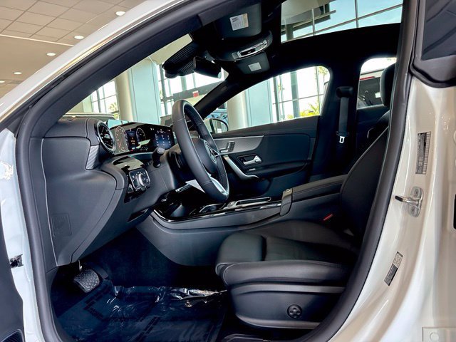 Certified 2026 Mercedes-Benz CLA 250 4MATIC image 12