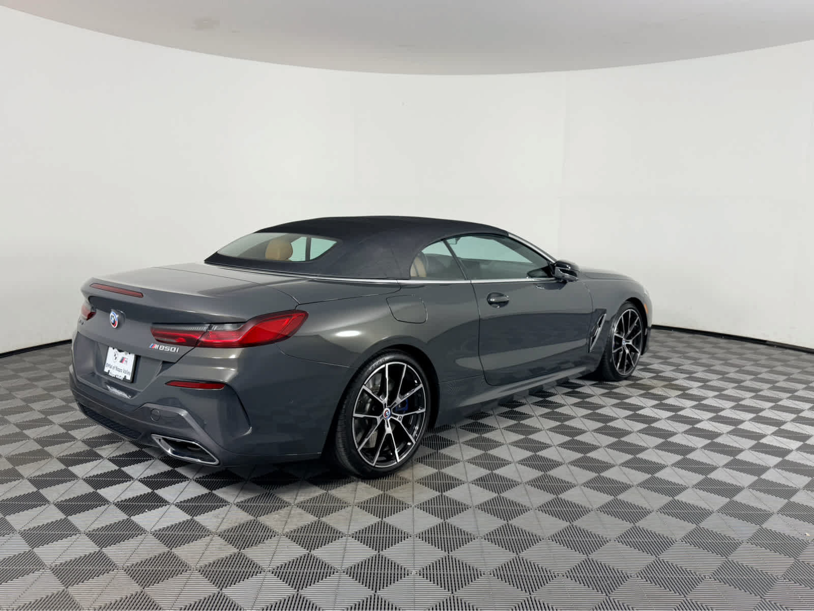 Used 2023 BMW M850i xDrive Convertible AWD/4WD image 3