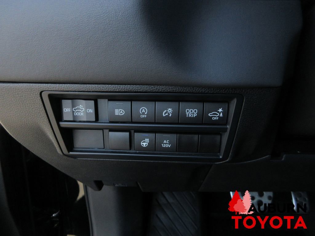 Used 2025 Toyota Tundra Platinum w/ TRD Off-Road Package AWD/4WD image 16