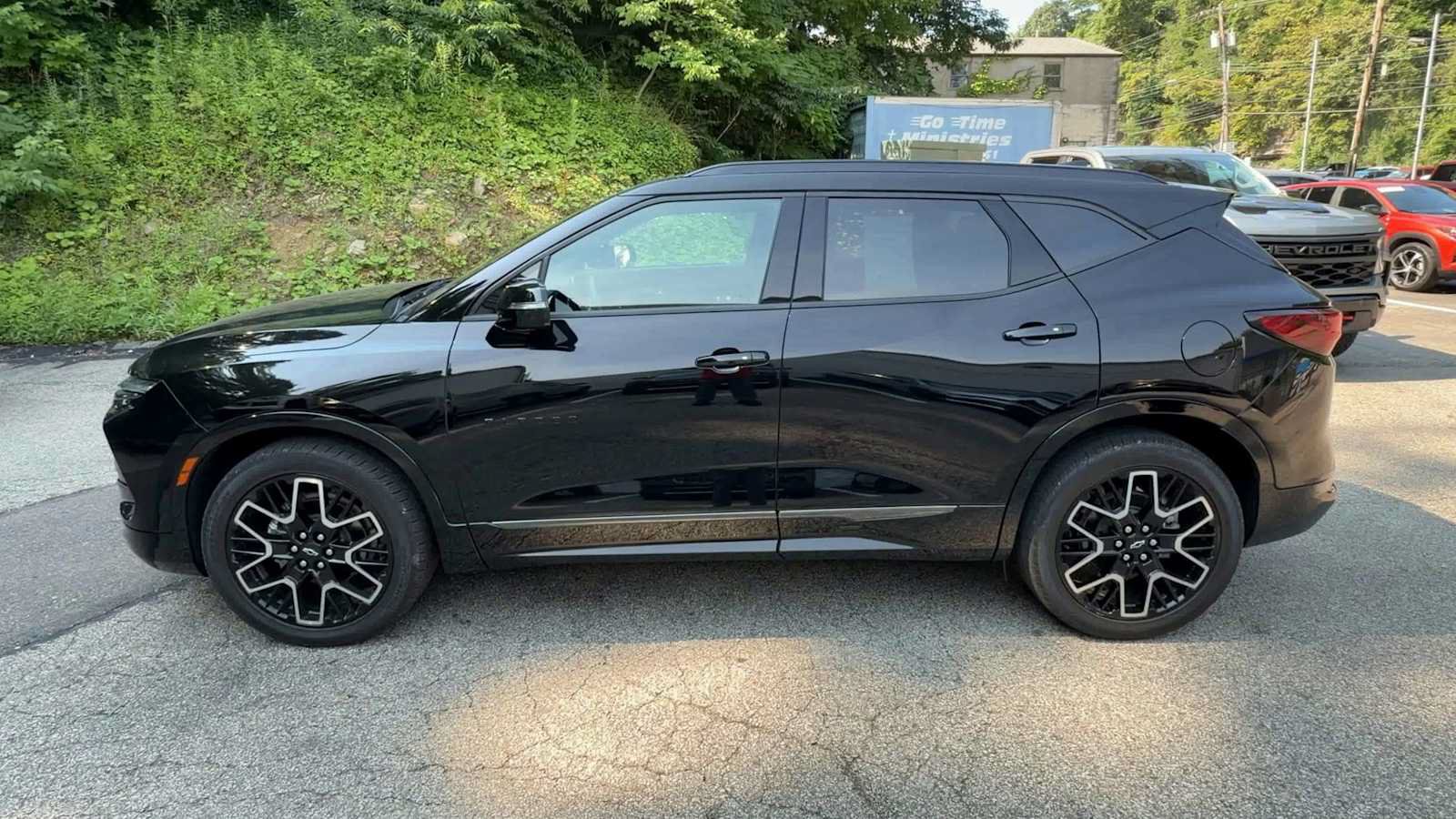 Certified 2025 Chevrolet Blazer RS w/ Driver Confidence II Package AWD/4WD image 5