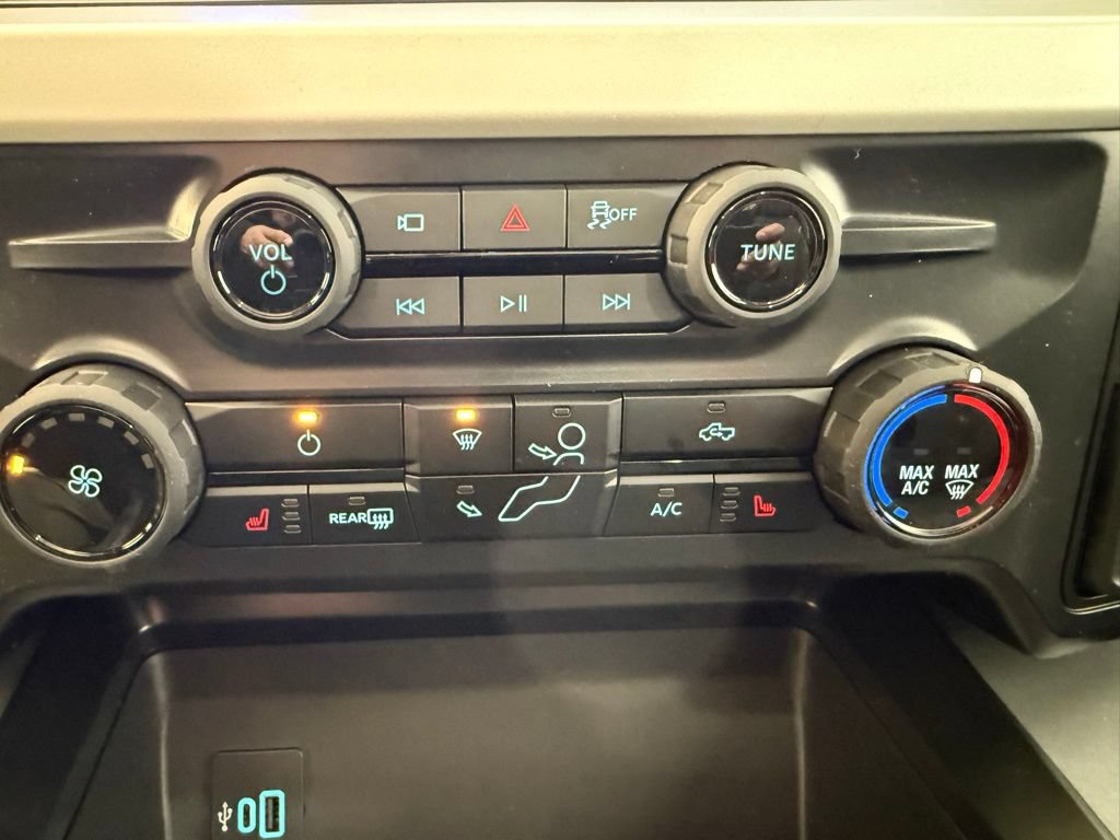 New 2026 Ford F250 XLT w/ XLT Premium Package AWD/4WD image 39