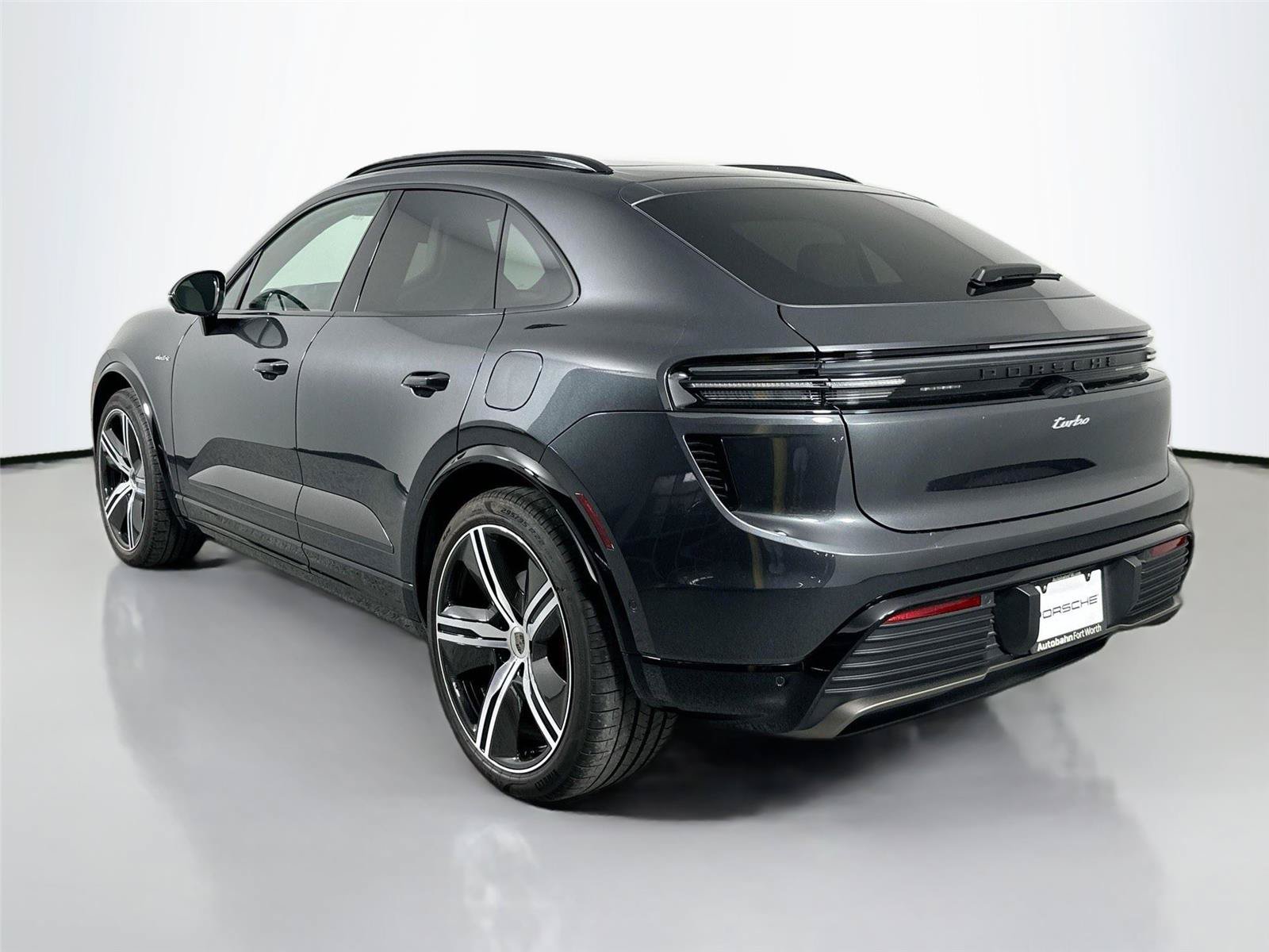 Certified 2024 Porsche Macan Turbo Electric AWD/4WD image 3