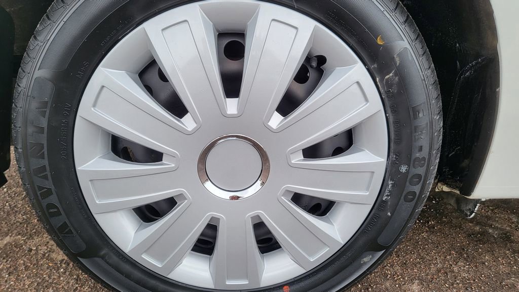 Used 2017 Nissan Sentra SV image 13