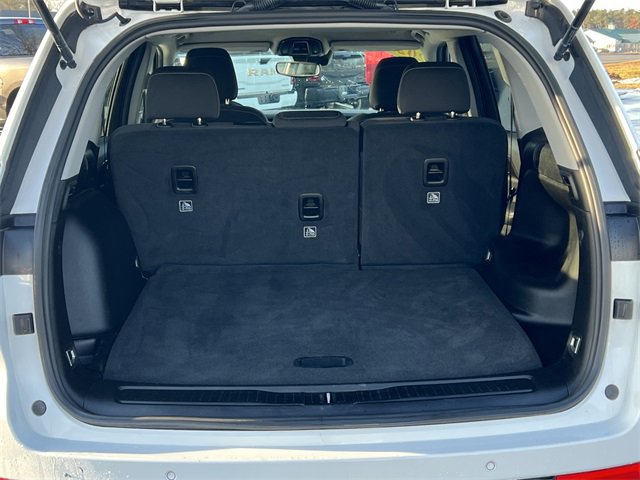 Used 2023 Jeep Grand Cherokee Laredo image 33