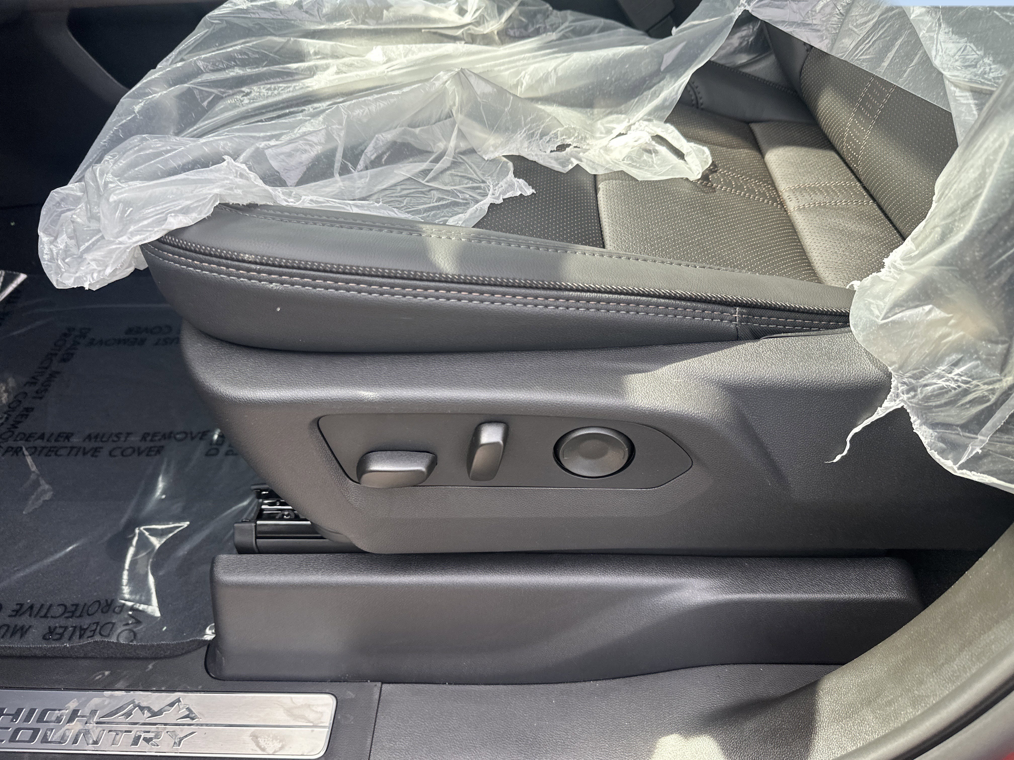 New 2026 Chevrolet Silverado 1500 High Country image 12