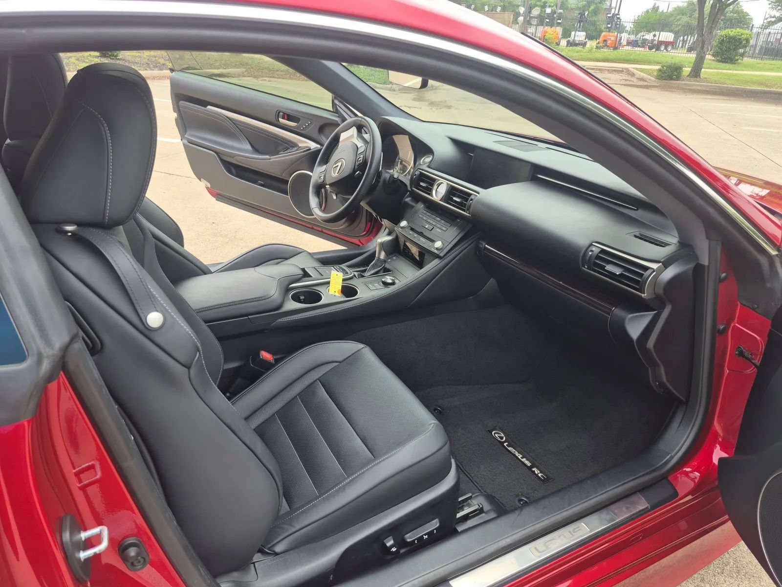 Used 2015 Lexus RC 350 w/ Luxury Package RWD image 20