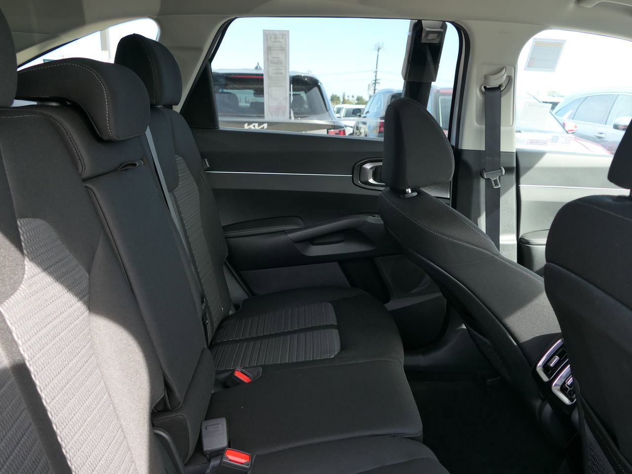 New 2026 Kia Sorento LX image 21