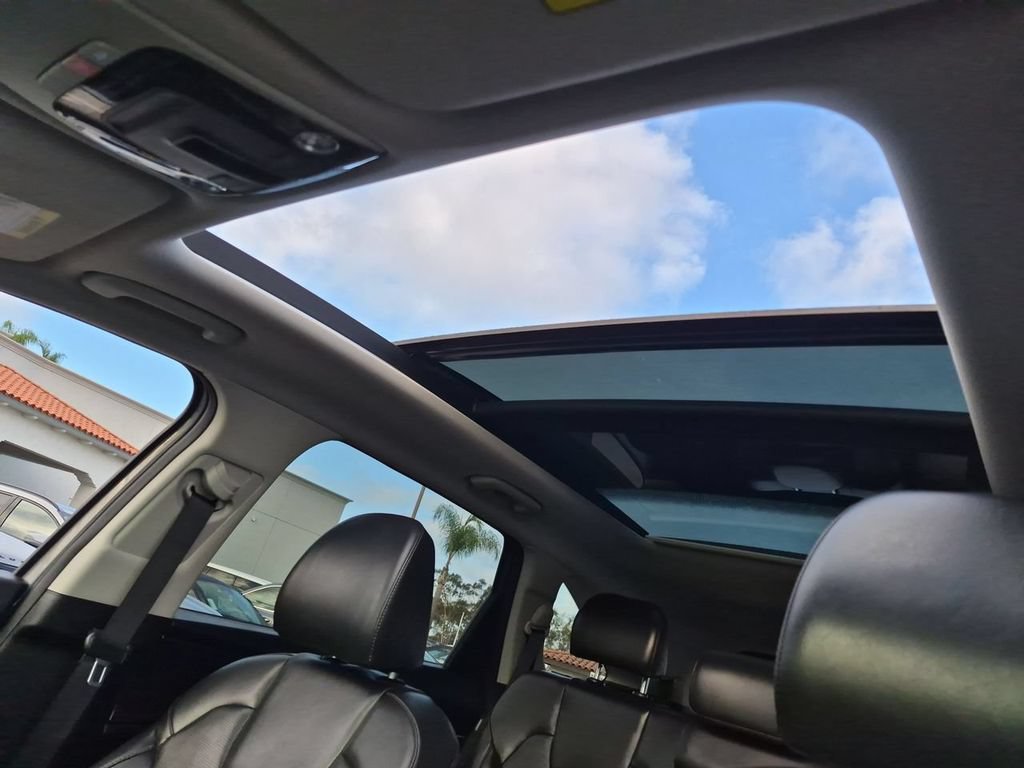 Certified 2024 Kia Sorento S w/ Panoramic Sunroof Package FWD image 19