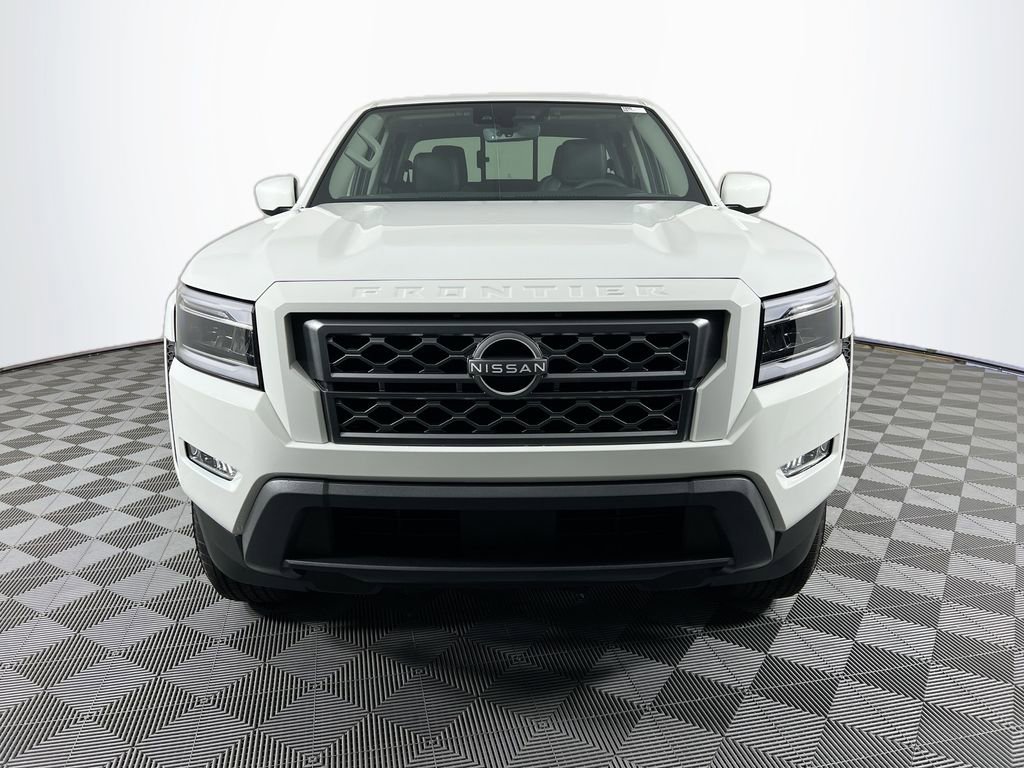 Certified 2024 Nissan Frontier SL w/ Technology Package image 2