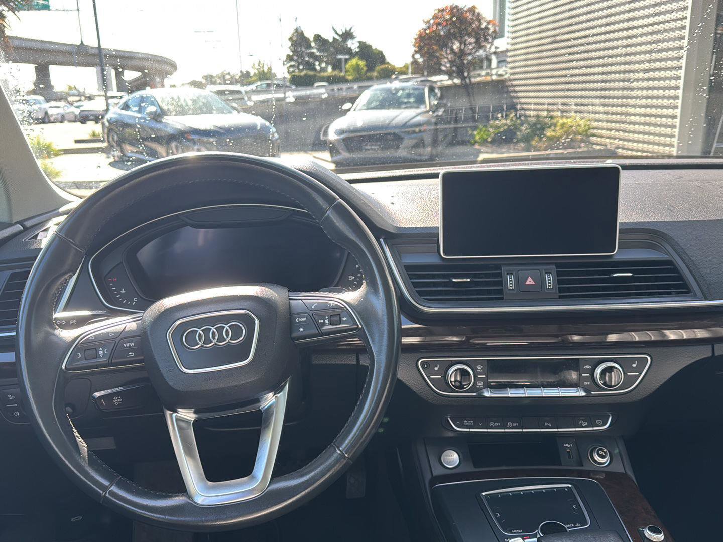 Used 2019 Audi Q5 2.0T Premium Plus w/ Premium Plus Package image 5