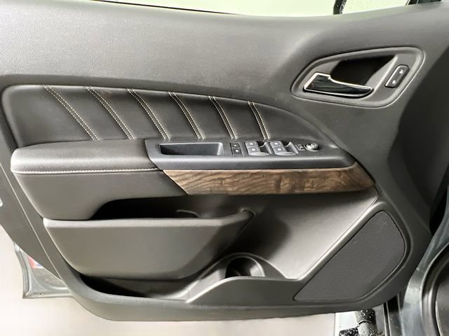 Used 2022 GMC Canyon Denali image 29