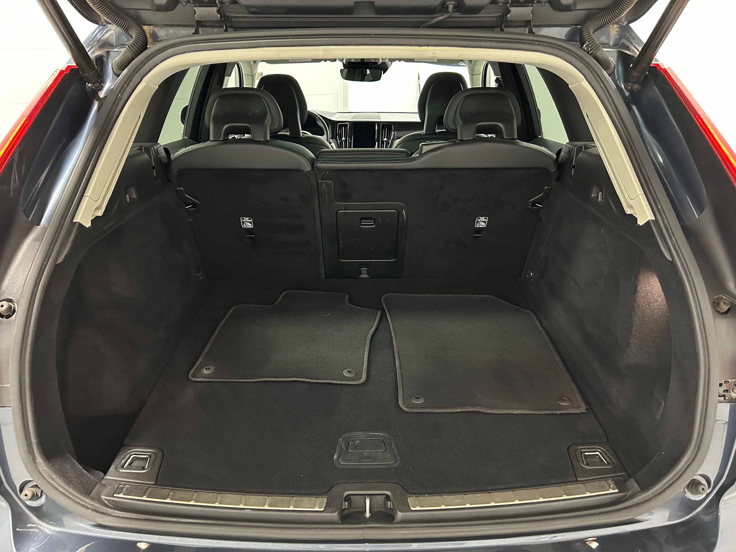 Used 2018 Volvo XC60 T5 Inscription AWD/4WD image 33