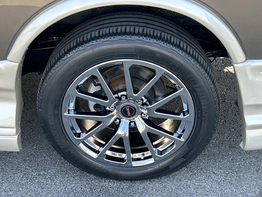 Used 2014 GMC Savana 1500 image 13